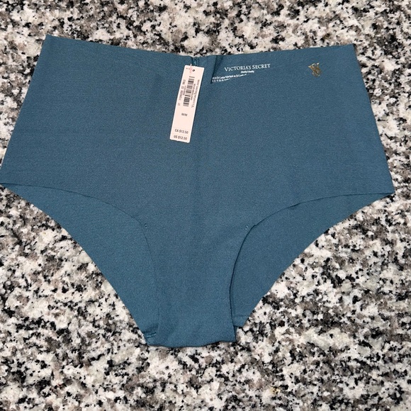 Victoria’s Secret “5” Pair Panty Bundle - Picture 11 of 12